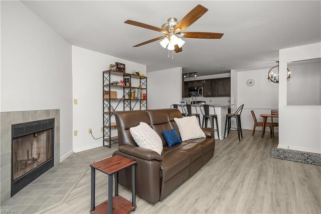 414 Delaware Ave Apt 220, Norfolk, VA 23508