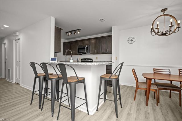 414 Delaware Ave Apt 220, Norfolk, VA 23508
