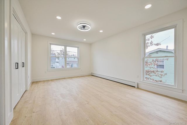 44 Catherine Avenue, Franklin Square, NY 11010