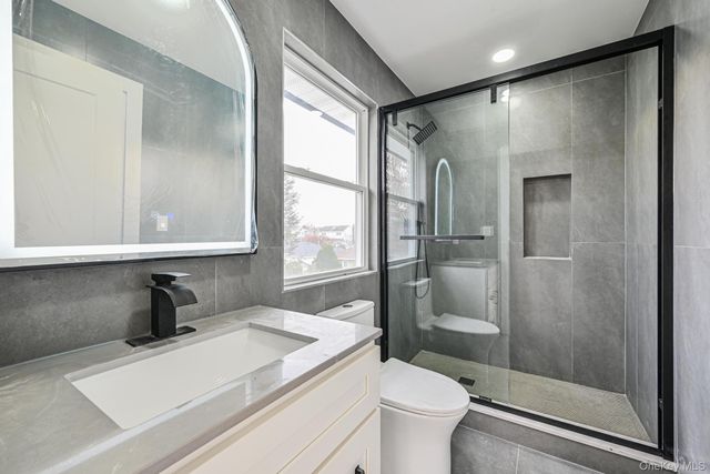 44 Catherine Avenue, Franklin Square, NY 11010