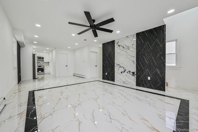 44 Catherine Avenue, Franklin Square, NY 11010