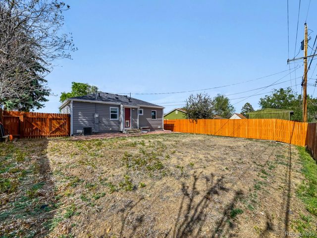 2260 Hoyt Drive, Thornton, CO 80229