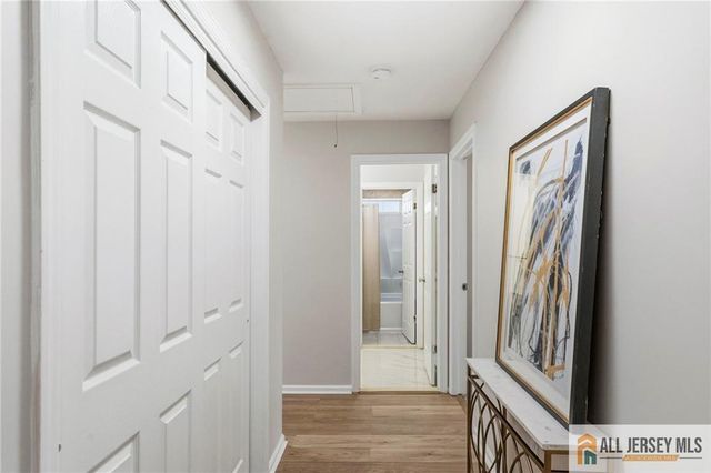 22 Stanford Drive, South Brunswick, NJ 08824