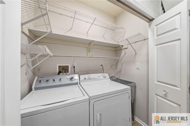 22 Stanford Drive, South Brunswick, NJ 08824