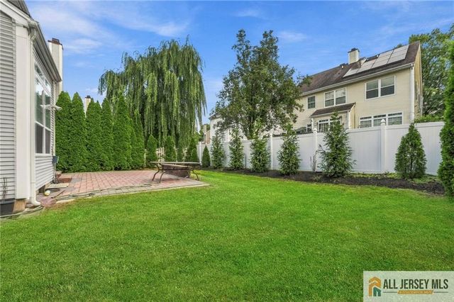 22 Stanford Drive, South Brunswick, NJ 08824