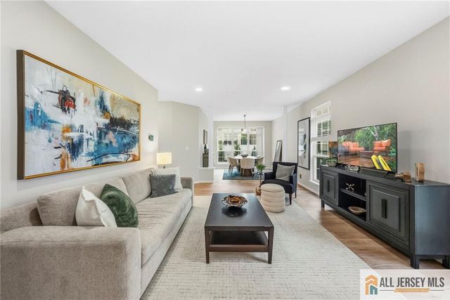 22 Stanford Drive, South Brunswick, NJ 08824