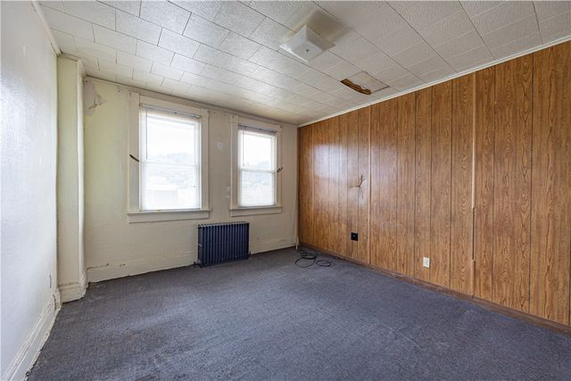 242-244 Center St, Springdale Boro, PA 15144