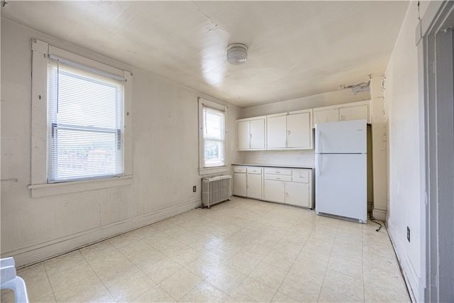 242-244 Center St, Springdale Boro, PA 15144