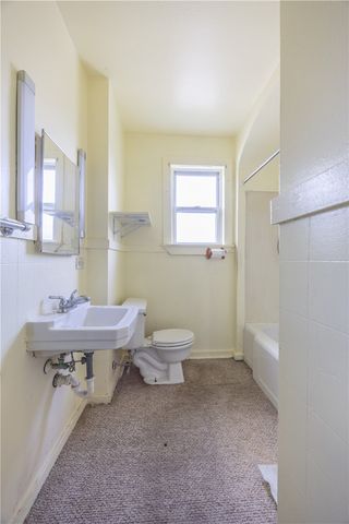 242-244 Center St, Springdale Boro, PA 15144