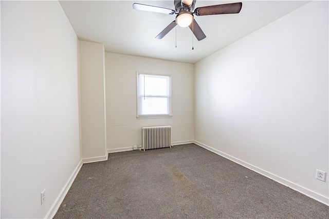 242-244 Center St, Springdale Boro, PA 15144