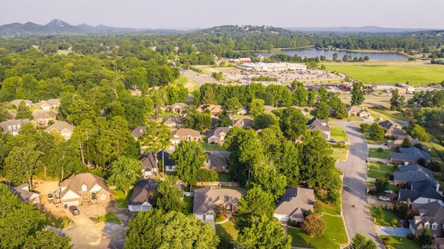 104 Cannes Court, Maumelle, AR 72113