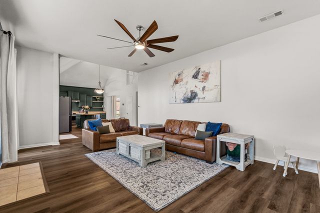 1517 Buena Vista Drive, Denton, TX 76210