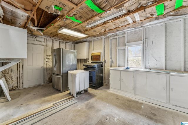 120 HONEYSUCKLE ROAD, Hueytown, AL 35023