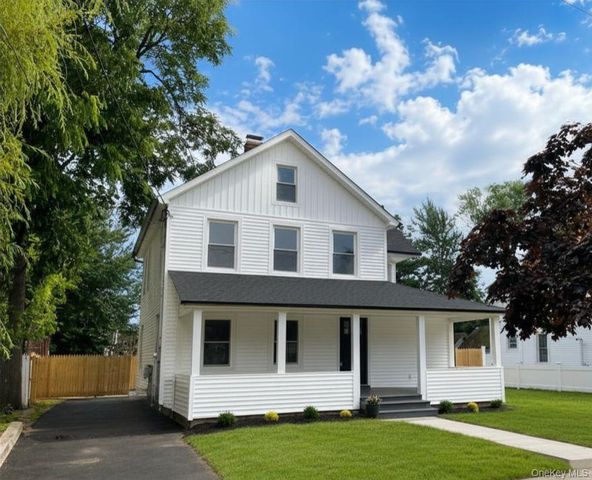 245 Cedar Avenue, Patchogue, NY 11772