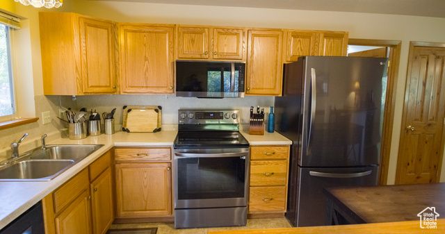 14816 E AUSTIN CIR, Huntsville, UT 84317