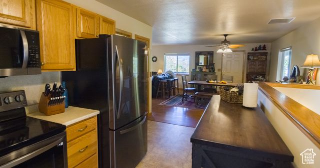 14816 E AUSTIN CIR, Huntsville, UT 84317