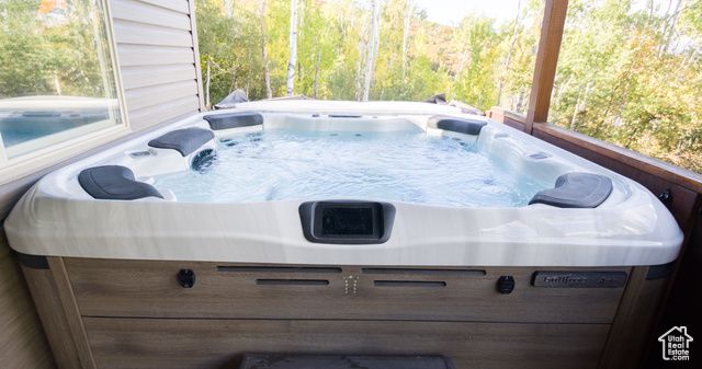 14816 E AUSTIN CIR, Huntsville, UT 84317