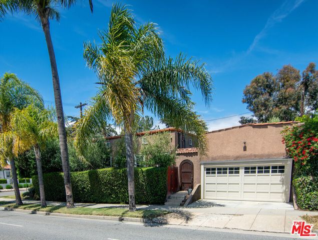 300 N Bronson Avenue, Los Angeles, CA 90004