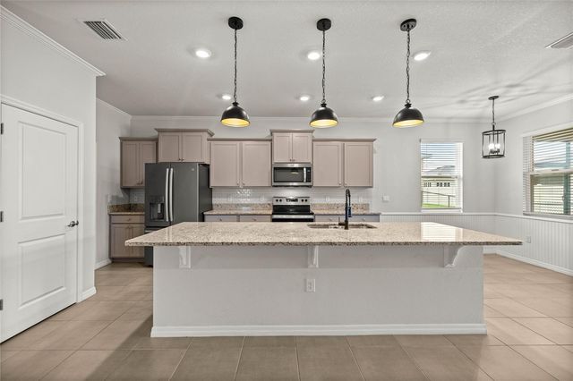8810 SW 63RD AVENUE, Ocala, FL 34476