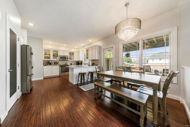 4388 Stonegarden Lane, Newburgh, IN 47630