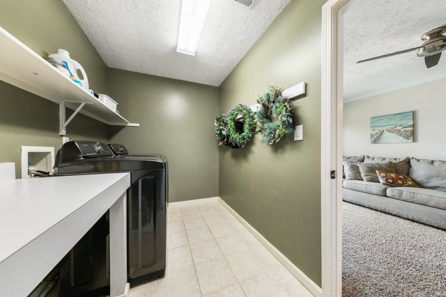 4388 Stonegarden Lane, Newburgh, IN 47630