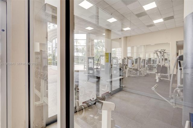 5161 Collins Ave 516, Miami Beach, FL 33140