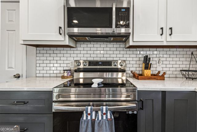 23 Stonewood Forest Road, Toccoa, GA 30577