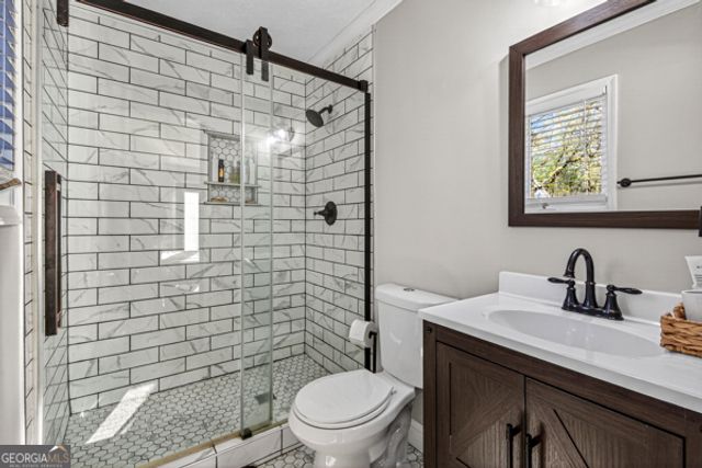 23 Stonewood Forest Road, Toccoa, GA 30577