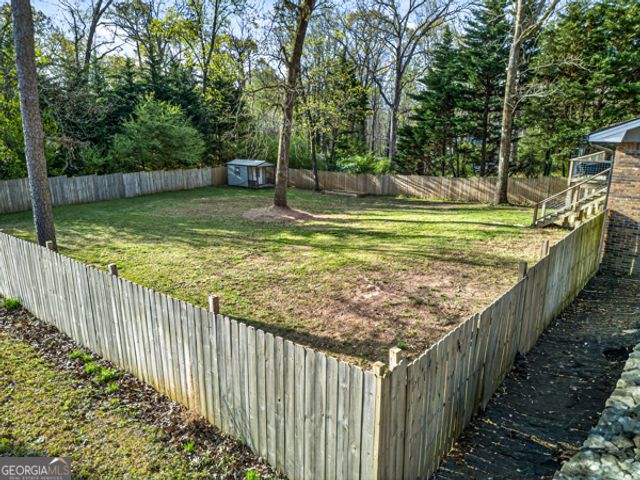 23 Stonewood Forest Road, Toccoa, GA 30577