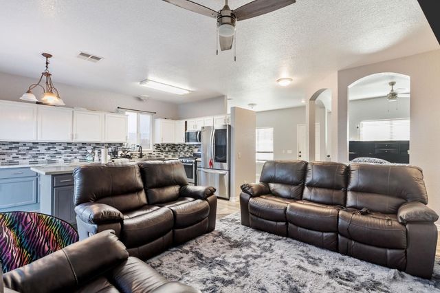 701 Palmer Pl, Atwater, CA 95301