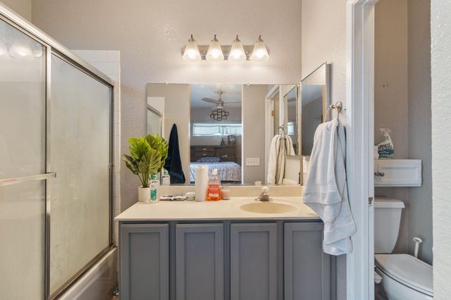 701 Palmer Pl, Atwater, CA 95301