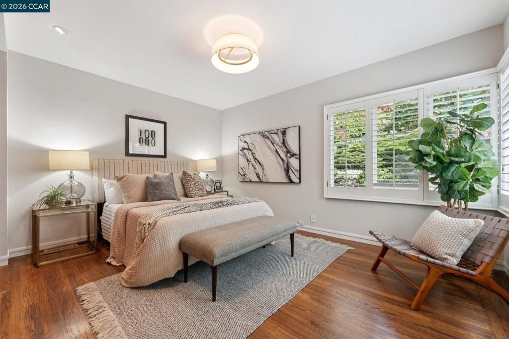Image 19 of property listing at 5821 Colton Blvd, Oakland, CA 94611
