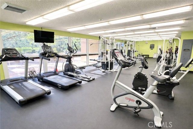 91 Monte Vista, Newbury Park (thousand Oaks), CA 91320