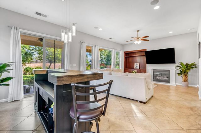 3316 N Leanna Avenue, Fresno, CA 93737