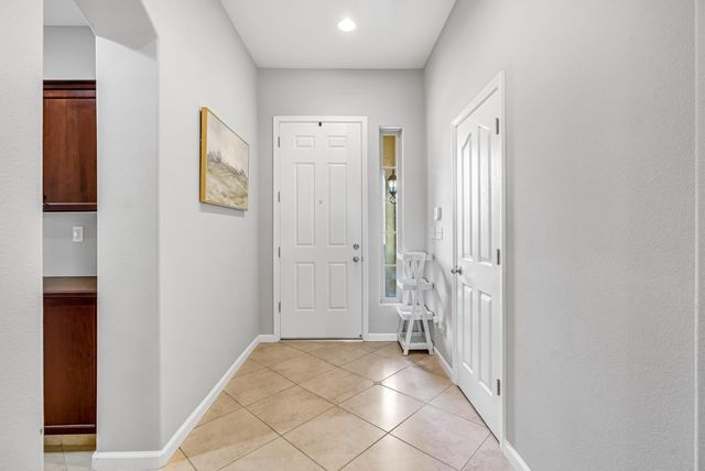 3316 N Leanna Avenue, Fresno, CA 93737