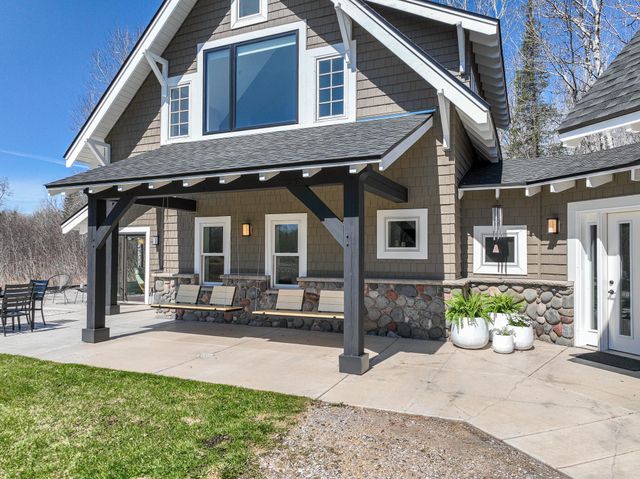2243 N Star Road, Duluth, MN 55804