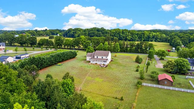 268 Holden Dr, Inman, SC 29349
