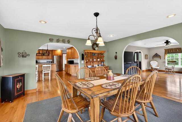 268 Holden Dr, Inman, SC 29349