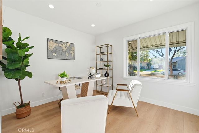 2140 N Rose Street, Burbank, CA 91505