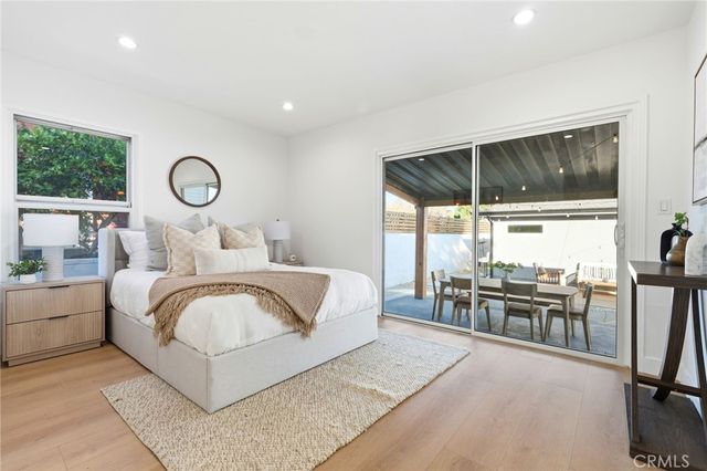 2140 N Rose Street, Burbank, CA 91505