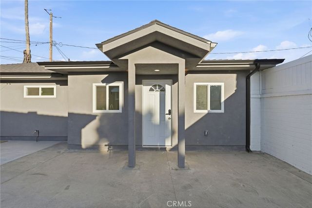 2140 N Rose Street, Burbank, CA 91505