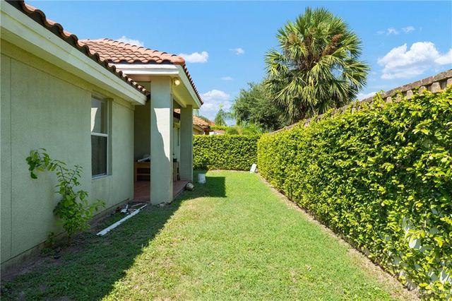 1514 Vida Dulce Street, Weslaco, TX 78596