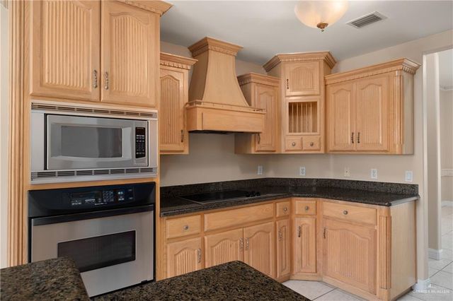 1514 Vida Dulce Street, Weslaco, TX 78596