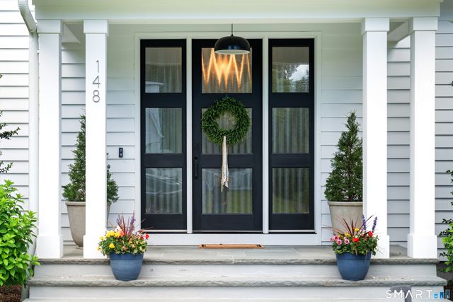148 Douglas Road, New Canaan, CT 06840