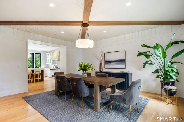 148 Douglas Road, New Canaan, CT 06840