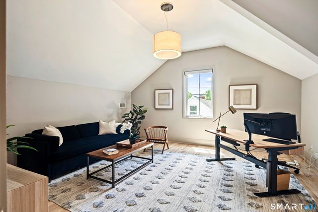 148 Douglas Road, New Canaan, CT 06840