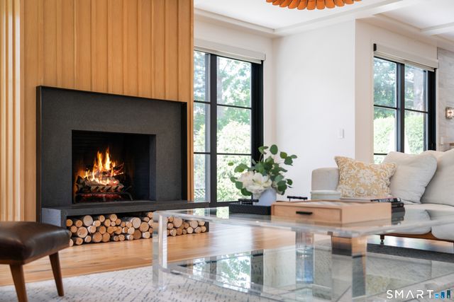 148 Douglas Road, New Canaan, CT 06840