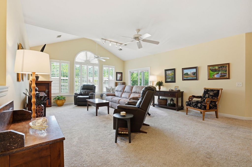 141 Golfview Lane, Summerville, SC 29485