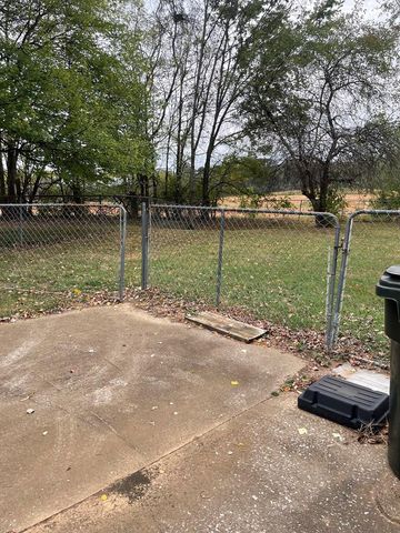 3439 Old Hickory Ct, Hopkinsville, KY 42240