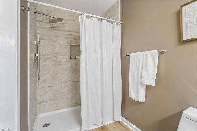 202 Woodhaven RD, Newport News, VA 23608